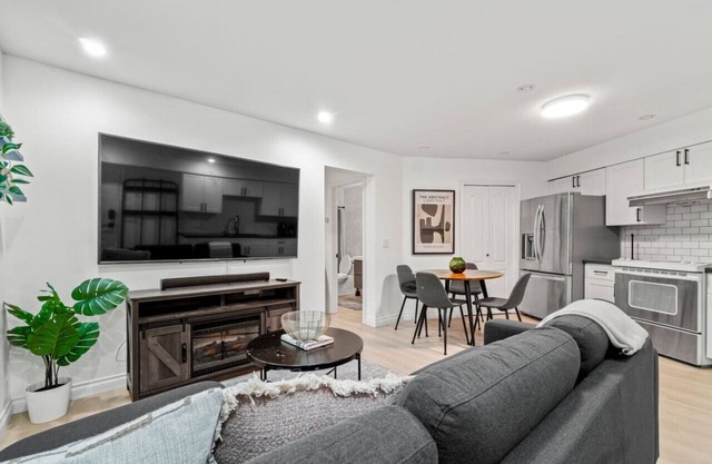 Brand New 2 Bedroom Suite