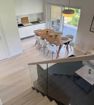 Brand new house with four bedrooms, parking, sauna, patio
