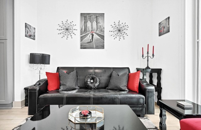BRAND NEW "PARIS" Themed Luxury apt in River Oaks