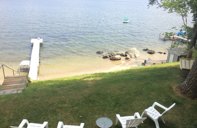 Breathtaking Views, Amazing Waterfront Lakehouse, 100' of Private Sandy Beach!