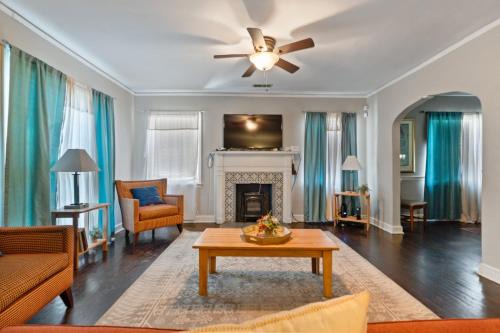 Breezy like Sunday Morning- Close to Everything!