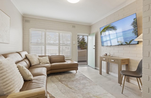 Bright 2-Bed Apartment Steps from Largs Bay Beach