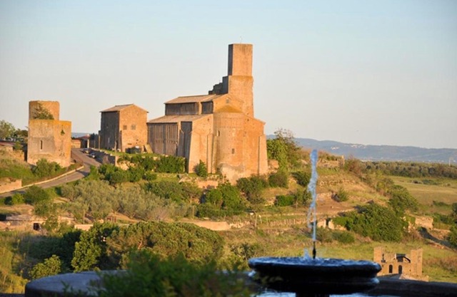Bright apartment in Tuscania with 75 m² terrace