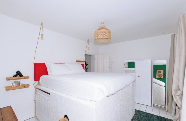 Bright & Cozy 2BD Home in Dublin - Pet Friendly
