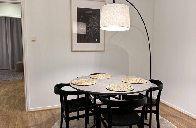 Bright & Cozy 2BR Home in Central Lahti