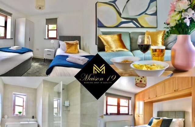 Bright, modern and luxurious house in Milton Keynes with free, private parking.