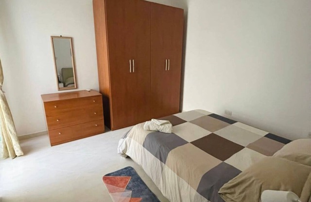 Bright, Spacious, and Modern Maisonette in Pembroke
