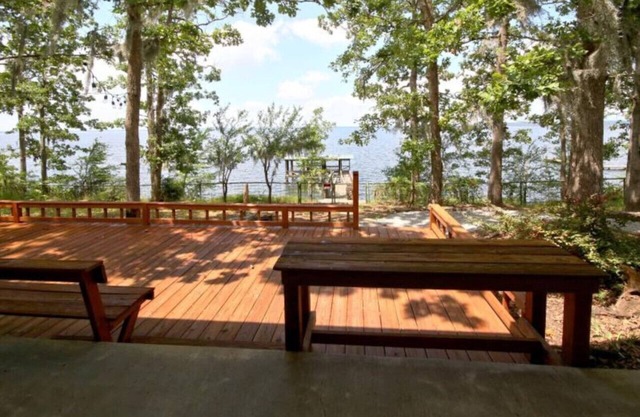 Brinkley’s Place – 2 BR 2 Baths