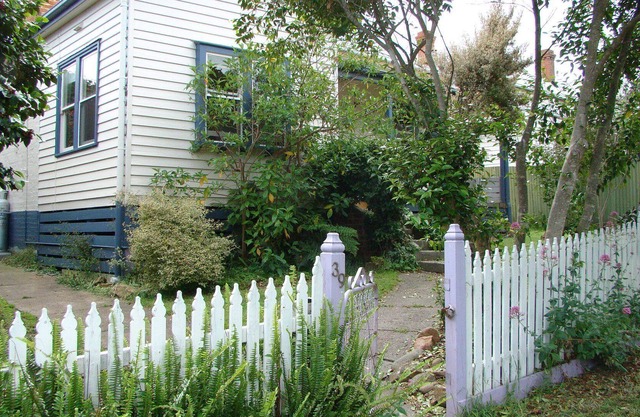 Bruthen Self Contained Cottage