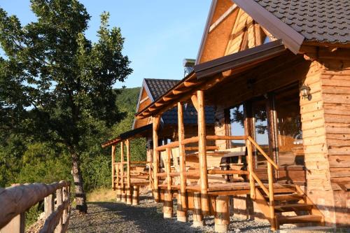 Brvnare Tomić 2 i 3