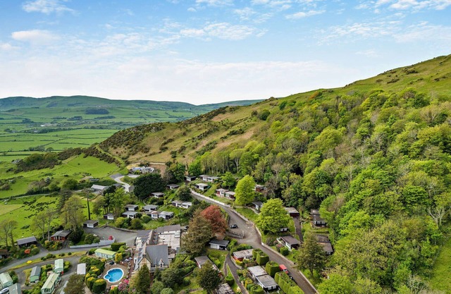 Bryncrug Hidden Gem - One Bedroom House, Sleeps 2