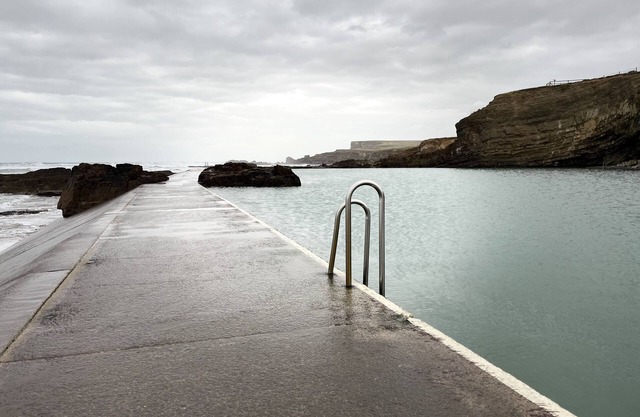 Bude, Spectacular Sea Views, Spacious 3 Bed Apartment Close to Town & Beach