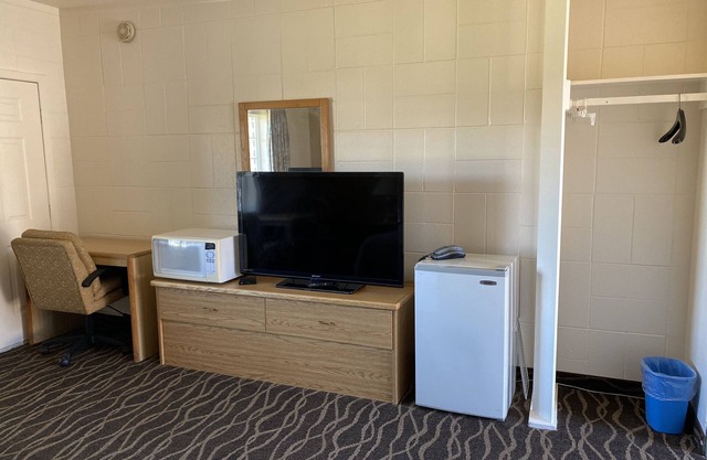 Budget Inn Motel