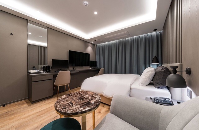 Bundang Breeze Hotel