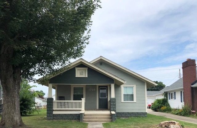Bungalow 2 bed 2 bath