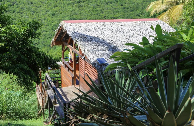 Bungalow 5 Pers. Vue mer et Montagne, Cuisine Équipée. Réservez Votre Paradis!