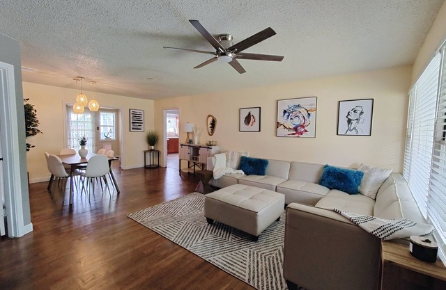 Bungalow By The Bay