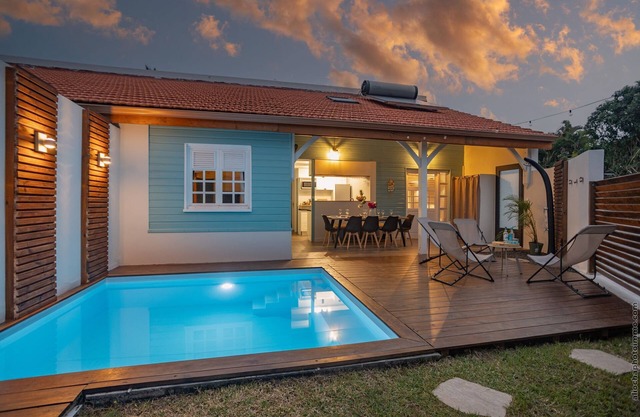 Bungalow Ti Coco 4 Chambres et Piscine à Trois Rivières