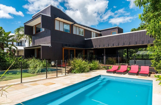 Byron Bay Accom - 55 Childe St - Byron Beausoleil