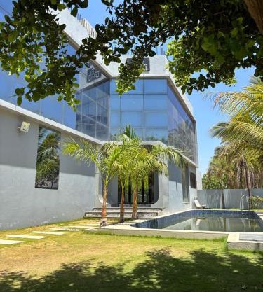 C&F palace