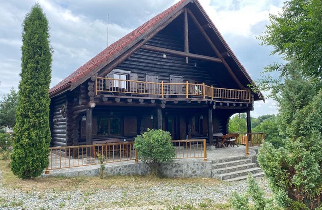 Cabana 33