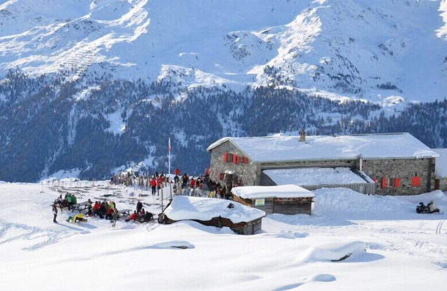 Cabane Bella-Tola