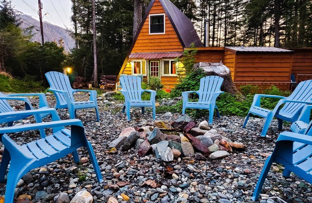 Cabin & A-Frame w/Firepit near Eaglecrest, Fishing & Trails