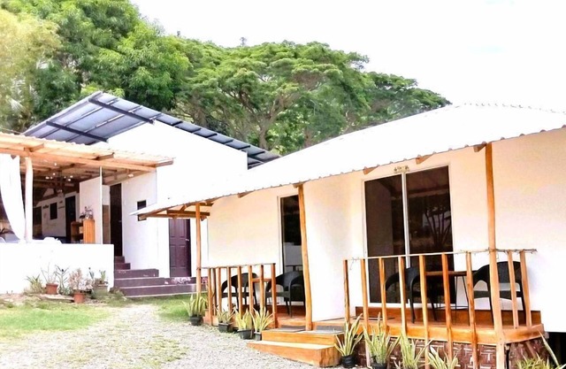Cabin by the Bay: A Scenic Getaway