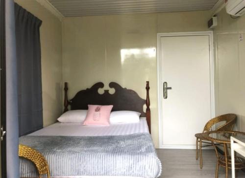 CABIN CRYSTAL HONEY D'RUMAH BONDA RIVER VIEW Kuala Kangsar