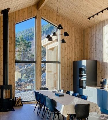Cabin Embraced By Extrairdinary Nature