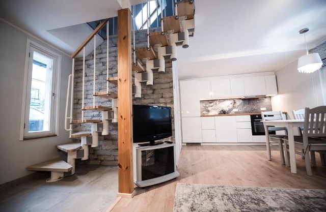 Cabin Guesthouse with free parking