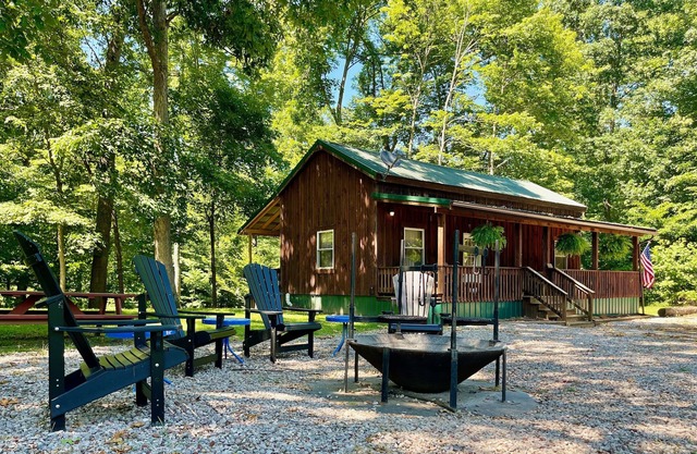 Cabin on 100 Secluded Acres in Hocking Hills