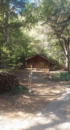 Cafeteria y Cabañas Eluney - Llaurel
