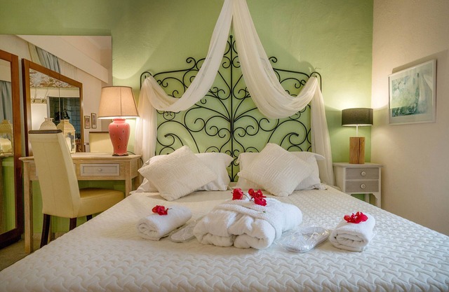 Calergi Residence 2-Stylish Loft-Panoramic Terrace-Pool Paradise- MONTHLY OFFER