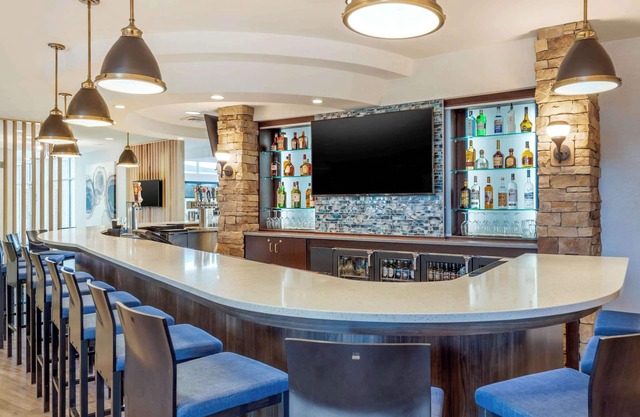 Cambria Hotel Uniontown