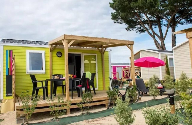 Camping Emerald - Sea Green by Sunêlia * - Cottage Comfort 1 bedroom 2 people