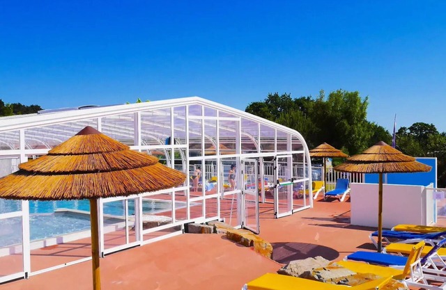 Camping Les Brillas* - Quattro 5 room mobile home 8 people