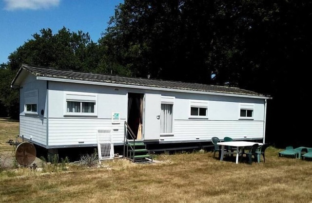 Campsite Du Deffay**** - 3-room mobile home 4/6 people