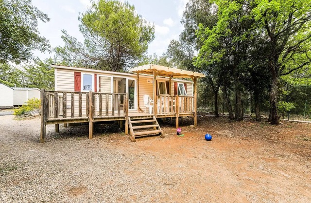Campsite Le Val de Durance **** - Mobile home 3 rooms 4 adults + 2 children air conditioned