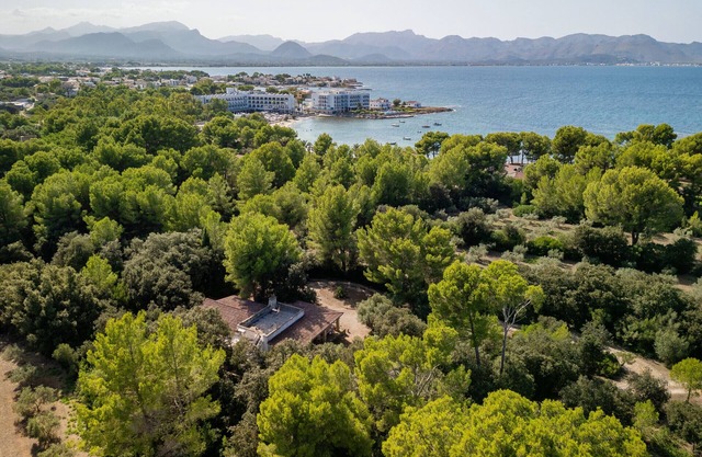 CAN SIMO in Alcudia for 6 at 500m from the beach