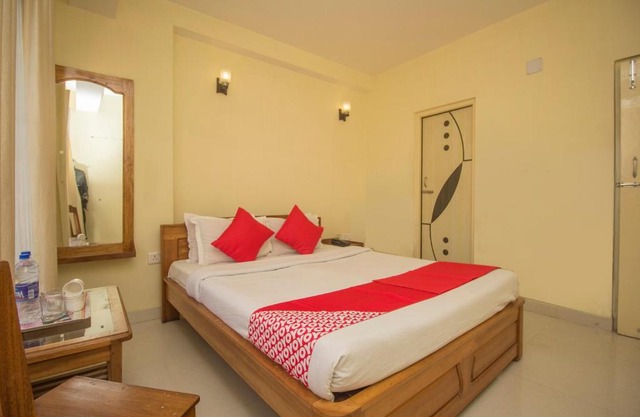 Capital O Hotel Red Cherry