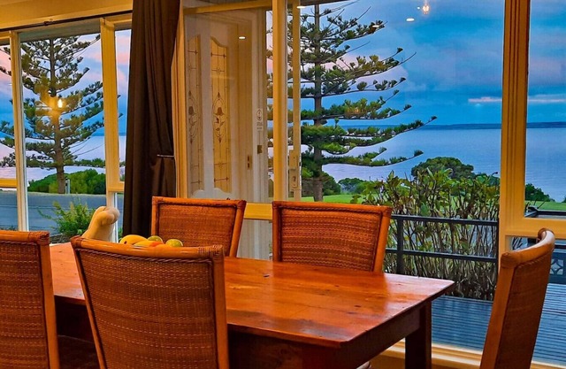 Captains on the Seafront -Large 4br 2bth-Rare Find