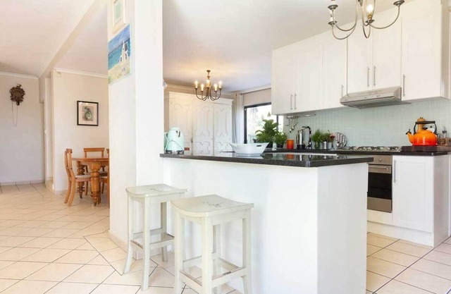 Carnoustie Drive - Three Bedroom House, Sleeps 6