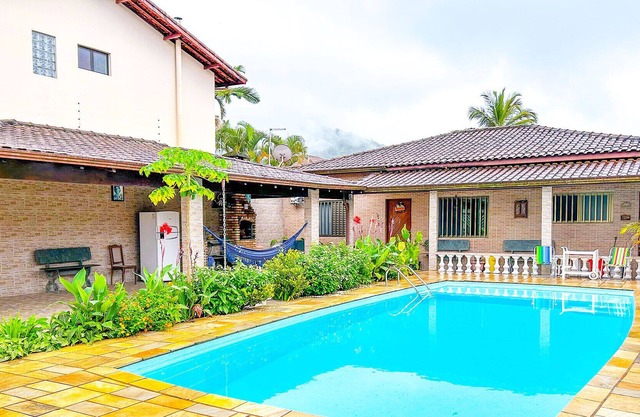 Casa a 100 metros da Praia Solemar-Praia Grande/SP