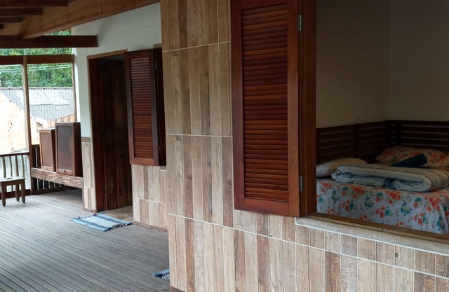 Casa a Beira da Cachoeira com Quintal Para seu Pet