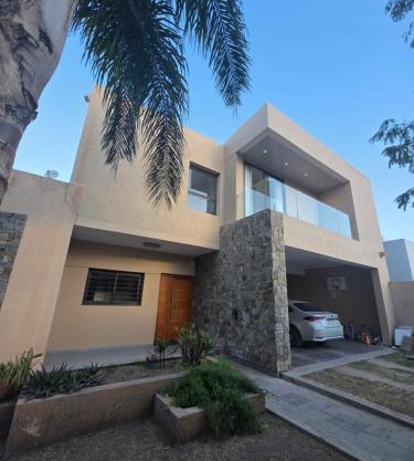 Casa Altos Velazco