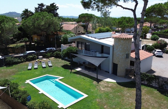 Casa Blum - A/C, private pool and garden
