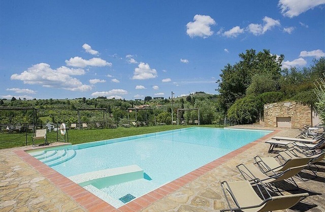 Casa Bonannia B: A cheerful one-story apartment in the characteristic style of the Tuscan countryside.