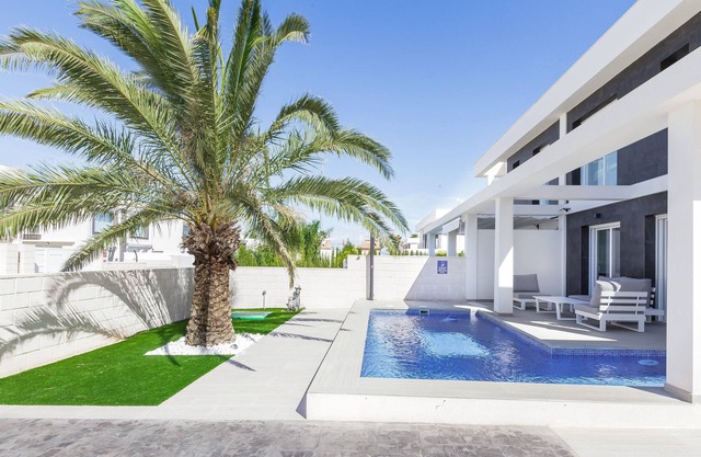 Casa Bos Dolfin ***** Modern 6P Villa Swimming Pool - Beach and Restaurants