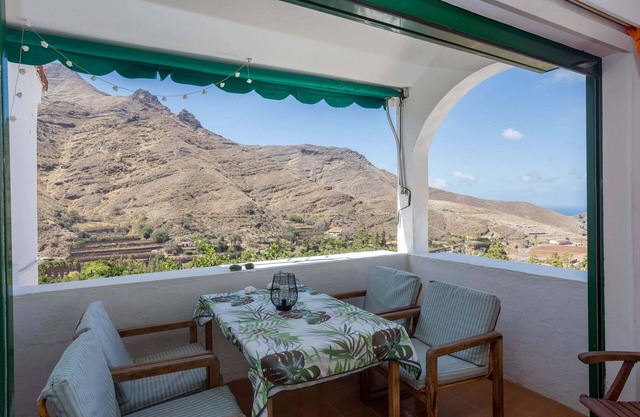 Casa Carmen Agaete con terraza y vistas al mar